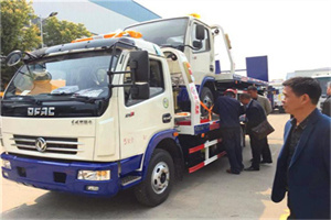 黄南州汽车道路救援拖车价格